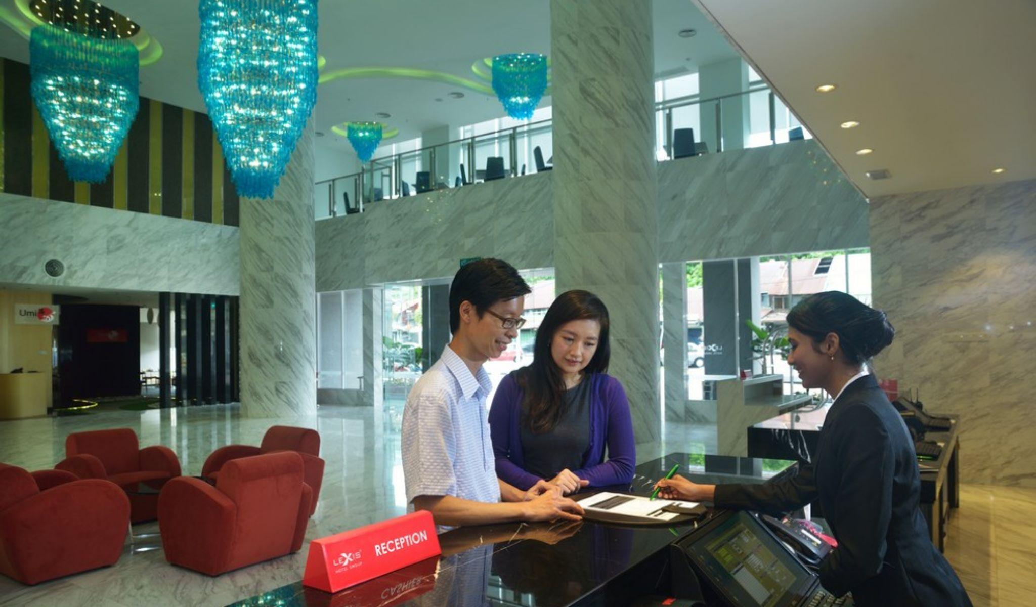 Lexis Suites Penang Bayan Lepas Buitenkant foto