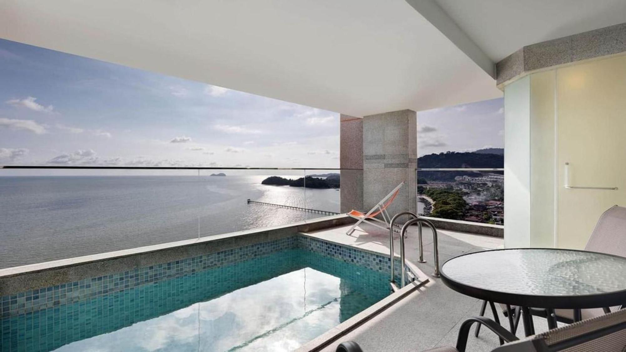 Lexis Suites Penang Bayan Lepas Buitenkant foto