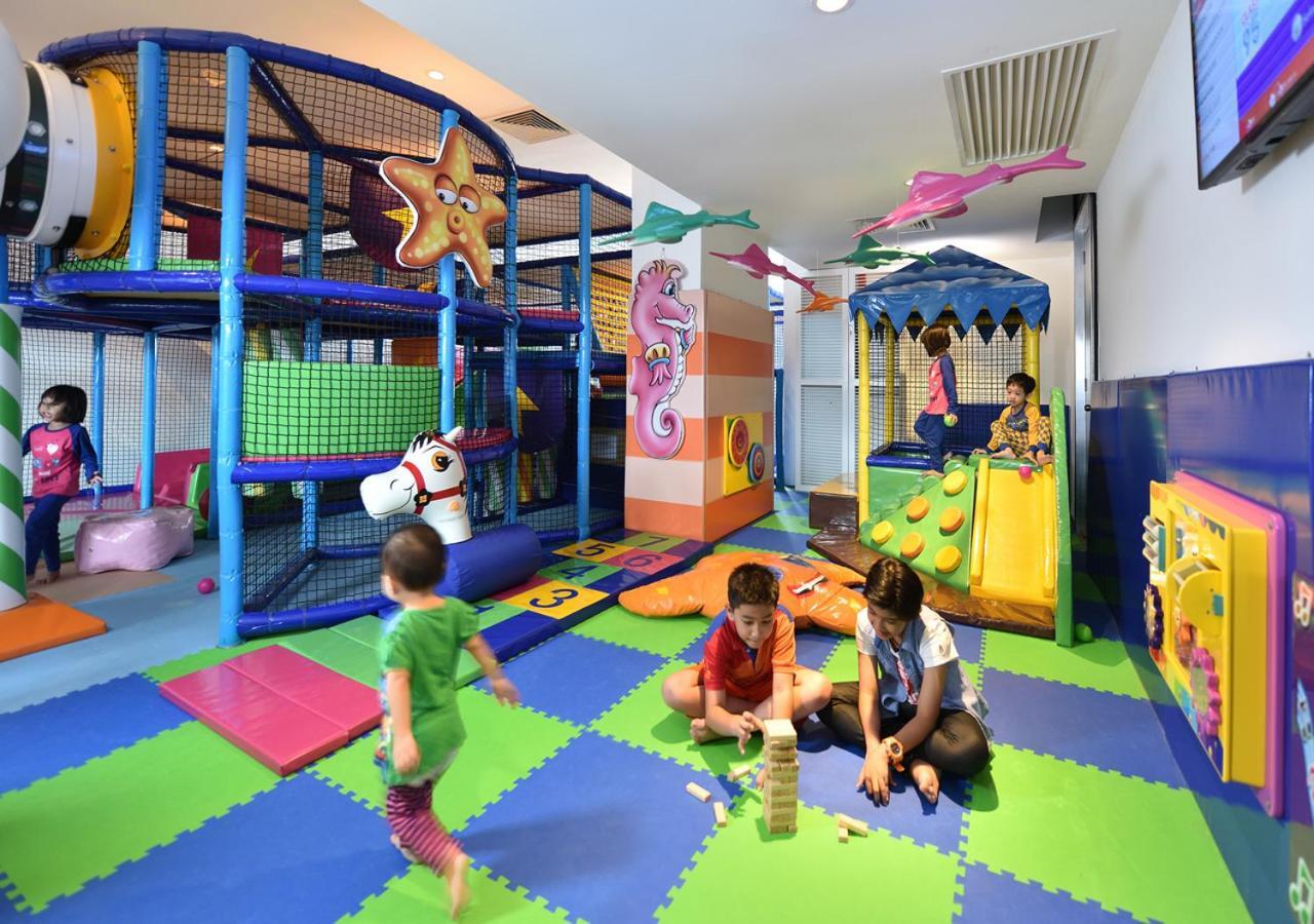 Lexis Suites Penang Bayan Lepas Buitenkant foto Kids Club at Jumeirah Beach Hotel